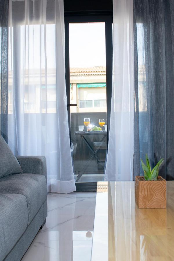 Deluxe Apartament 阿尔卡拉拉雷亚尔 外观 照片